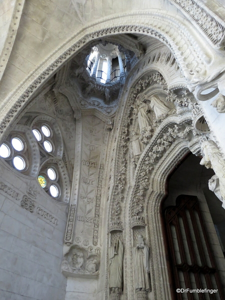 06 Doors, La sagrada Familia