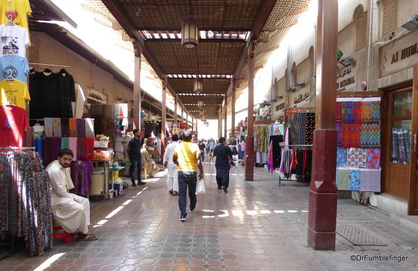 06 textile souk, Dubai (17)