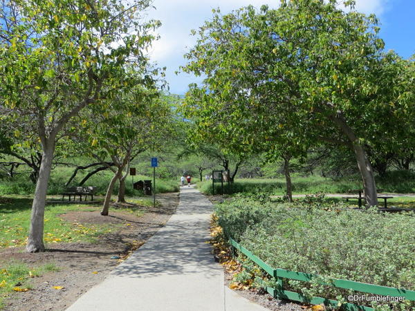 07 Walk to Diamond Head (36)