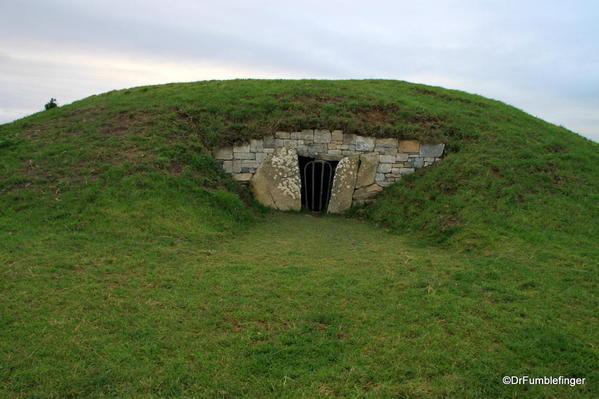 Passage tomb, Hill of Tara