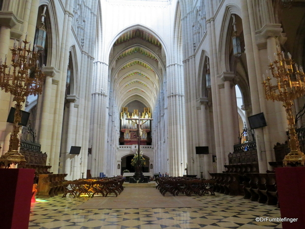 08 Almudena Cathedral