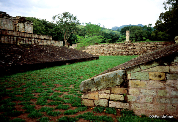 08 Ballcourt Copan