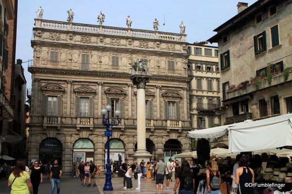 08 Piazza delle Erbe