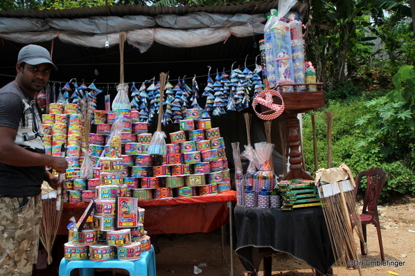 08 Roadside markets Trip to Nuwara Eliya, Sri Lanka (31)