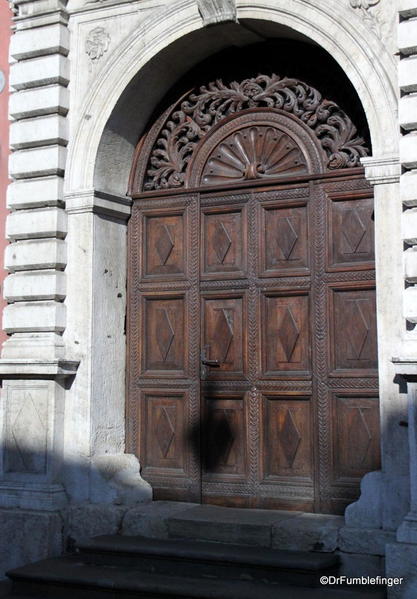 09-Doors of Krakow (5)