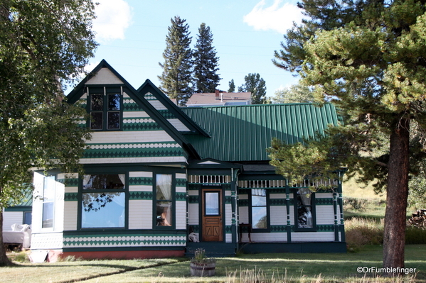 09 Homes in Leadville