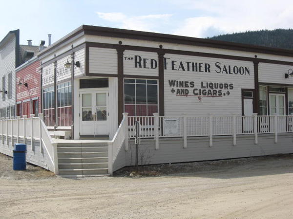 09 Red-Feather-Saloon