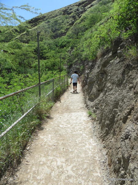 09 Walk to Diamond Head (45)