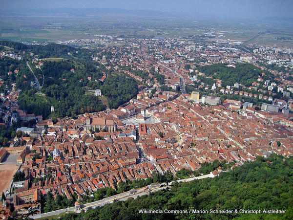 1-1024px-Brasov_200609