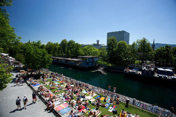 1. zurich-water-lettern-badi