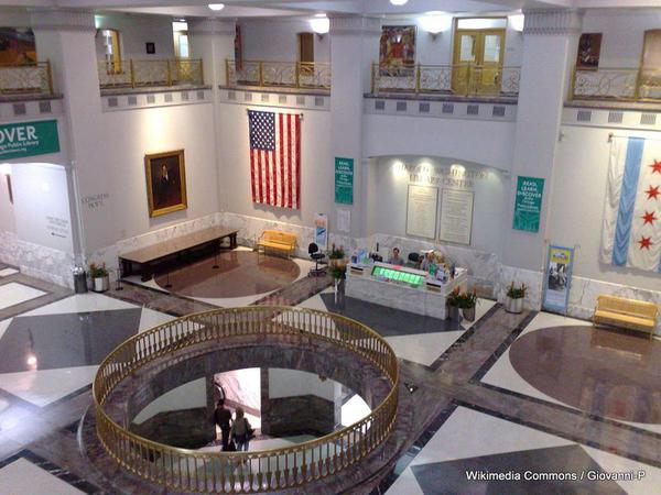 1024px-Lobby_Harold_Washington_Library