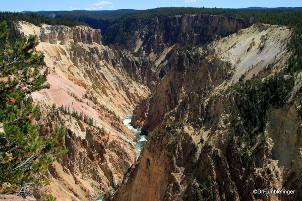 11 Grand Canyon of the Yellowstone