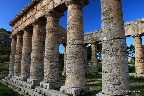 11 Segesta