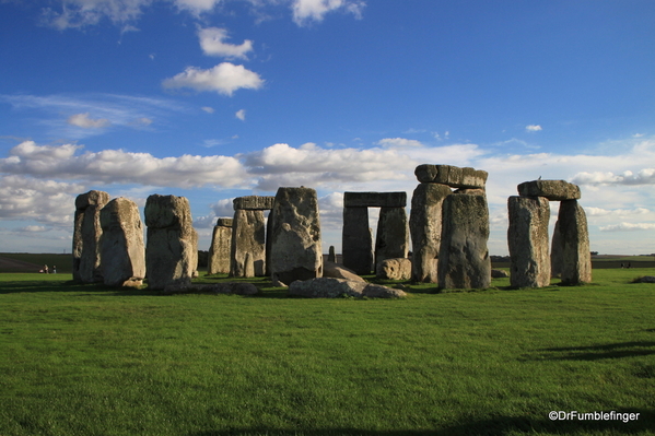 11 Stonehenge