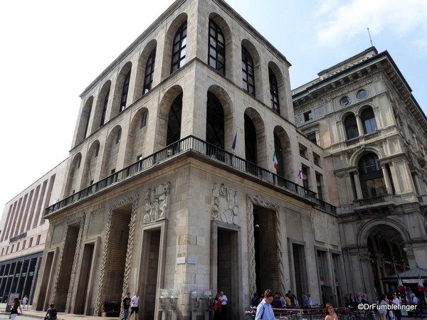 12 Piazza del Duomo, Milan (22)