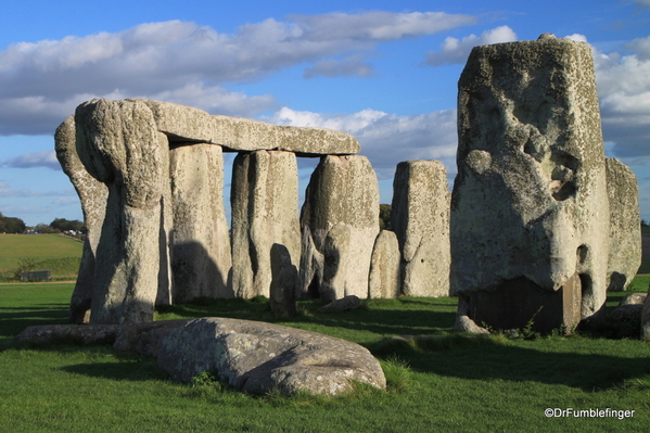 12 Stonehenge