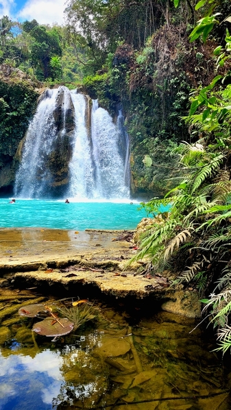 Lagoon of Kawasan Falls