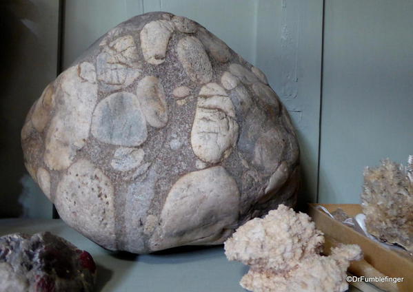 Banff Park Museum, Upstairs (rock exhibit)