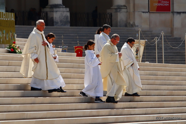 14 Fatima Basilica