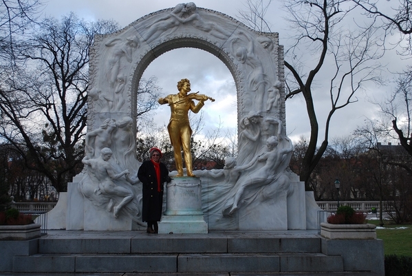 14_Strauss and Judy in Stadtpark