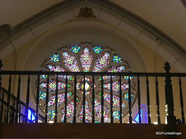 15 Loretto Chapel