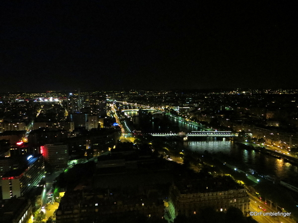 15 Paris 05-2013. Eiffel Tower at dusk and after dark (20)