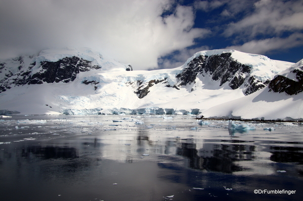 16 Danco Island Scenery