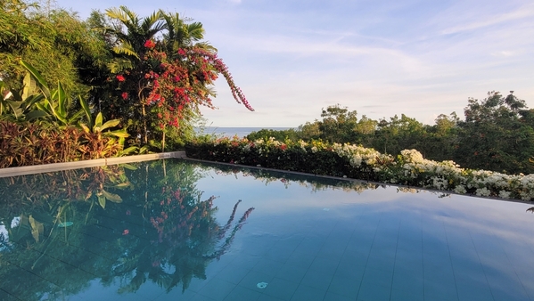 Lower infinity pool at Ocean Suites