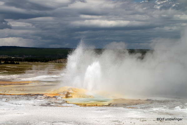 17 Clepsydra Geyser