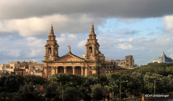 17 The Phoenicia, Valletta