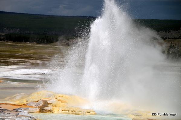 18 Clepsydra Geyser