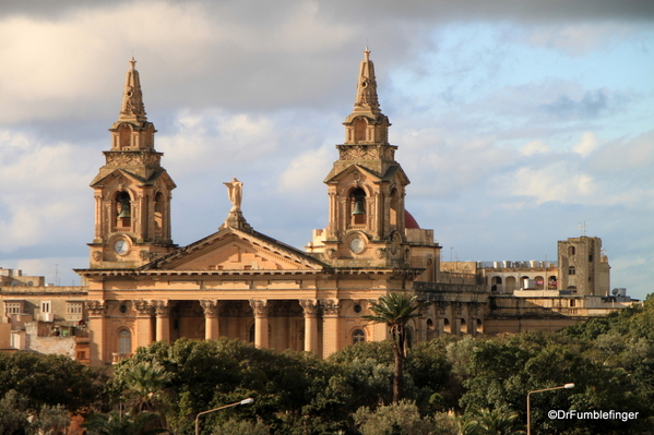 18 The Phoenicia, Valletta