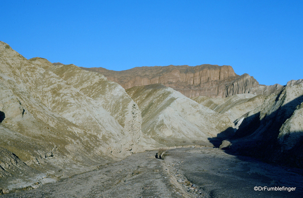 19 Death Valley January 1988 (5 Golden Canyon)