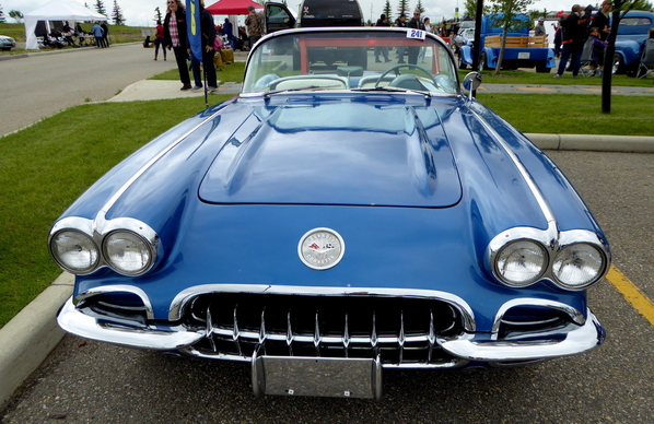 1960 Chevrolet Corvette (2)