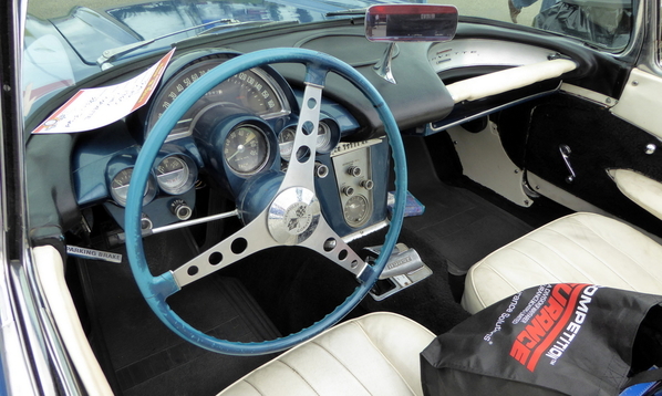 1960 Chevrolet Corvette (7)