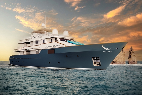 4_Galapagos-Explorer-render-yacht-front-side-Collections-3000w