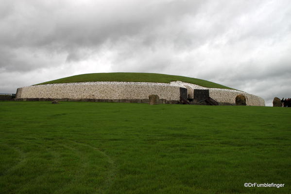 Side profile of Newgrange, an ancient passage tomb: Located in the Valley of the Boyne, north of Dublin