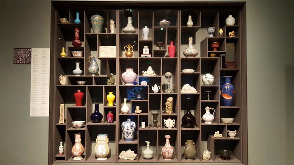 20151202_Asian Art Museum Vases 01