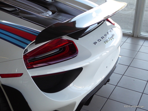 2015 Porsche 918 Spyder (3)