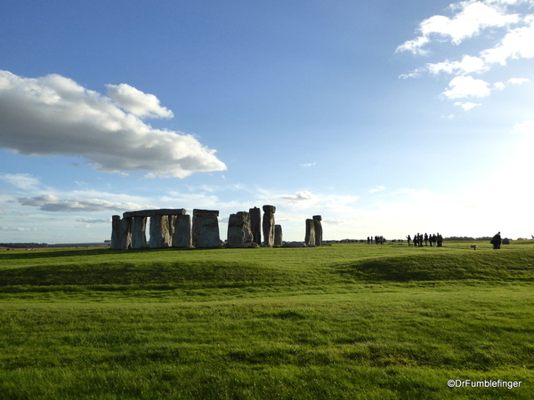 23 Stonehenge