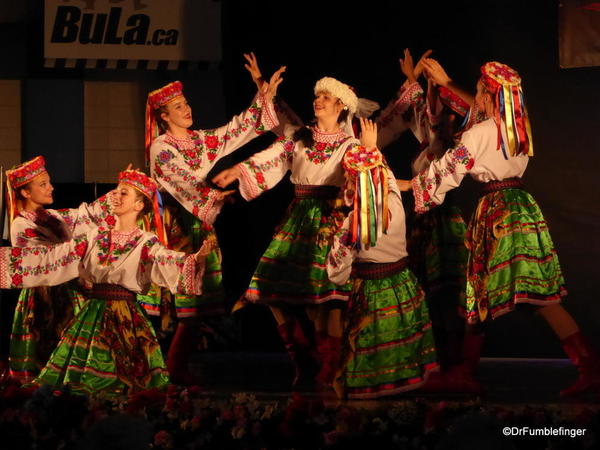 29-11 Calgary Ukranian Festival 06-2016 (55)