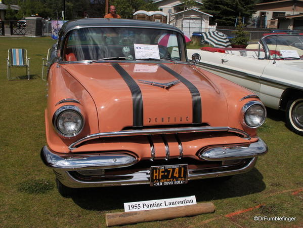 33 1955 Pontiac Laurentian (1)