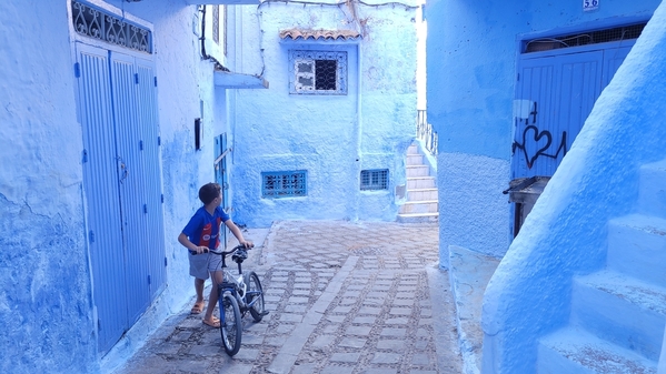 5 2023-09-19-20 Morocco Chefchaouen Streets-Doors 104