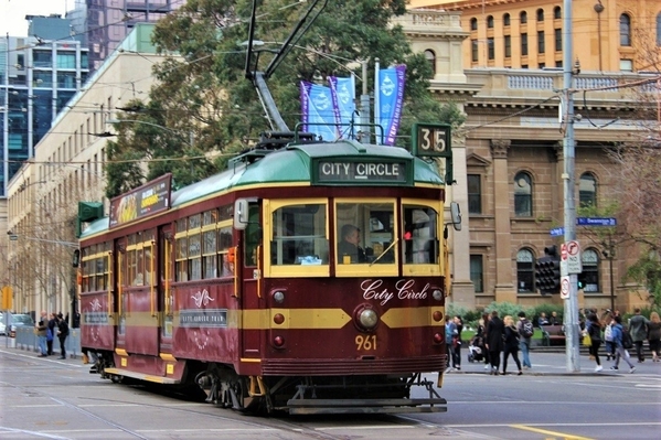 5_MEL tram old-1024x683