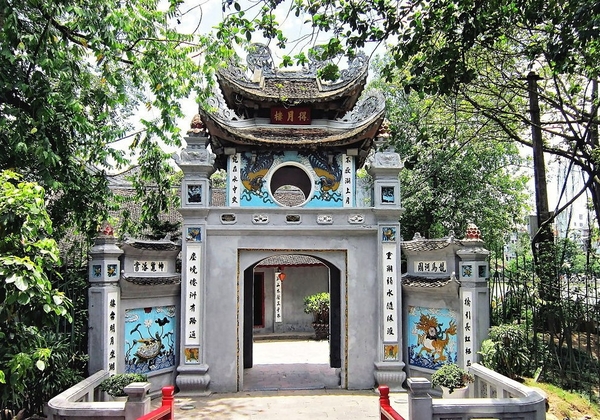 9_Ngoc Son Temple