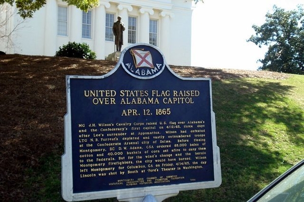 Al-Capitol-Sign