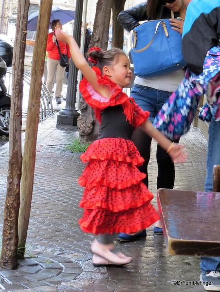 An Evening walk in Santa Cruz, Seville (4)