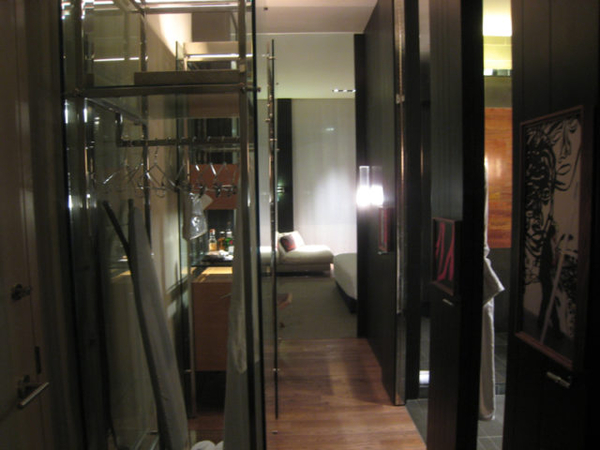 Andaz-Hallway