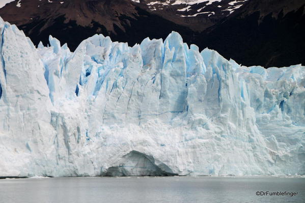 Glacieres National Park (Perito Merino Glacier). Boat cruise to glacier