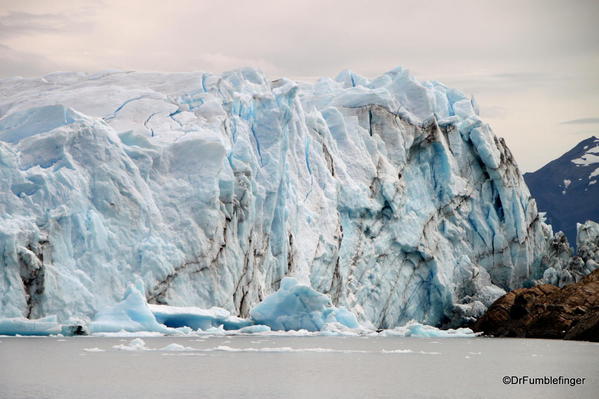 Glacieres National Park (Perito Merino Glacier). Boat cruise to glacier